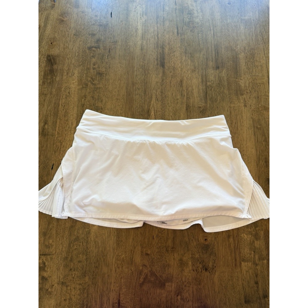 Lululemon Play Off The Pleats Tennis Skirt Skort White Mid Rise Size 10-12 Large